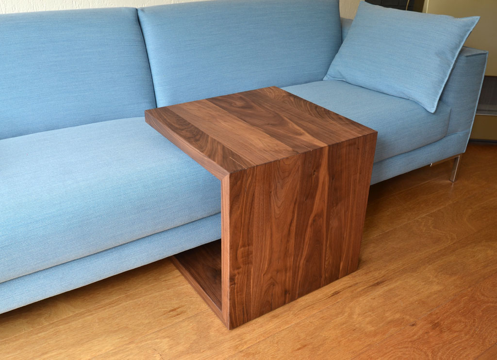 hebben zich vergist toxiciteit Vergemakkelijken Occasional table to slide over the sofa - Daan Mulder Interior & Furniture  Design